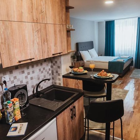 Magellan Family Lux Apartments Нови Сад Екстериор снимка
